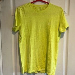 American eagle AEO XS Extra small yellow athletic fit tee shortsleeved AE legend